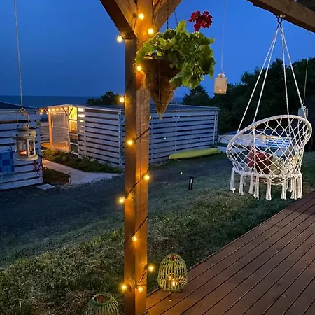 Campsite каравана Lotus- къмпинг гардения *